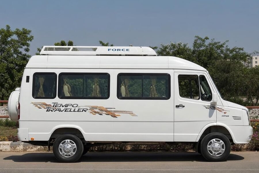 Tempo Traveller 12 Seater Delhi